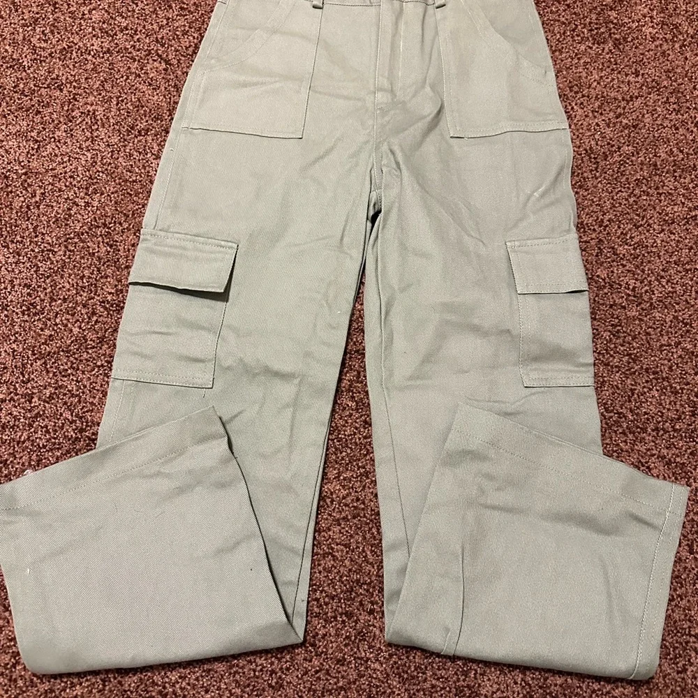 btween Mint Green Cargo Pants and Shirt Set - Picture 3 of 9